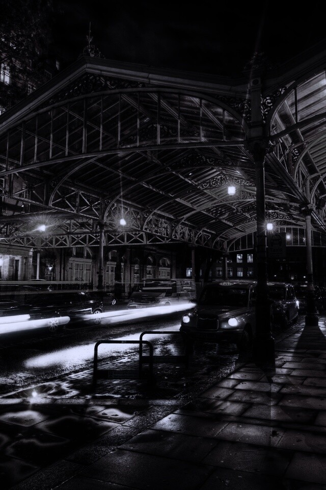 Город под фонарями обои