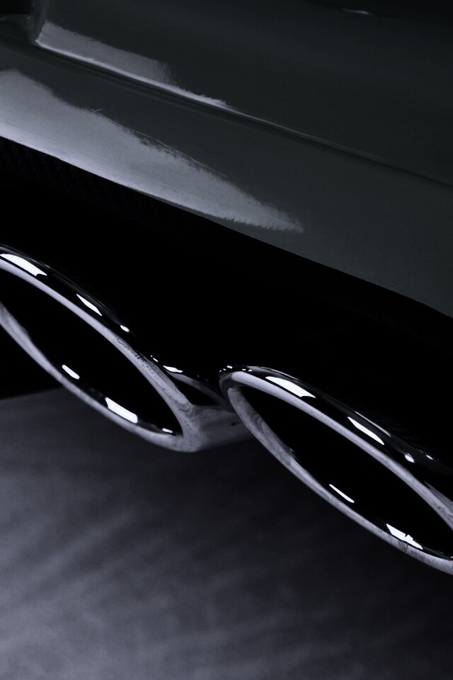 Выхлопная труда обои