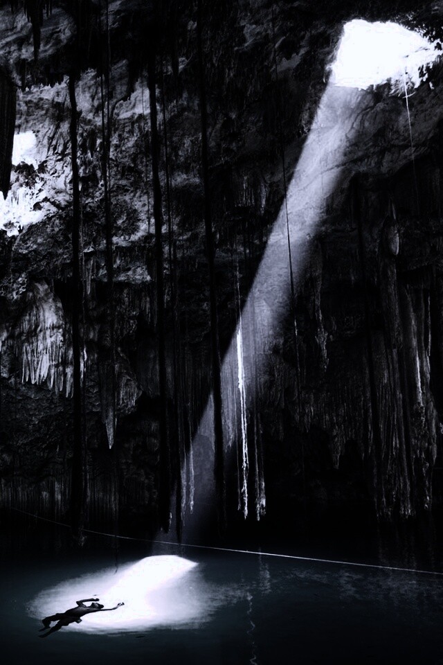 Пещера сталактитов обои