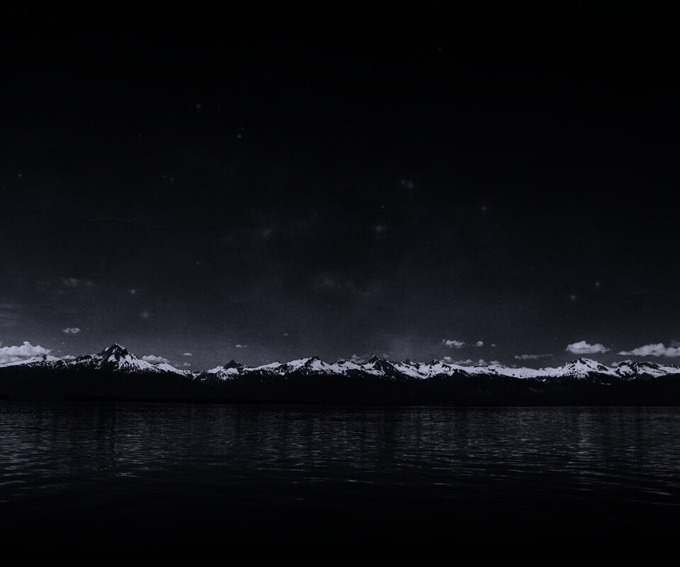 Горы за морем обои