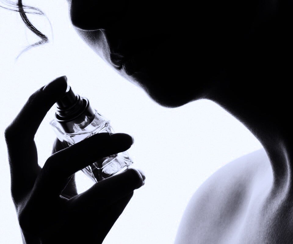 Шанель №5 обои