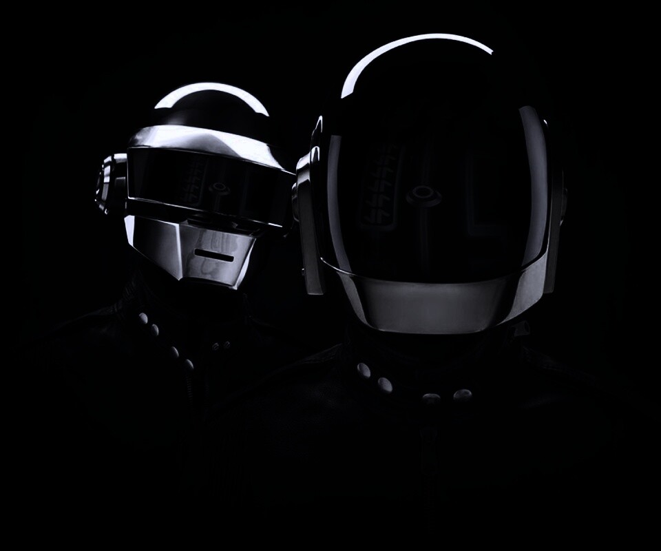 Daft Punk на темном фоне обои