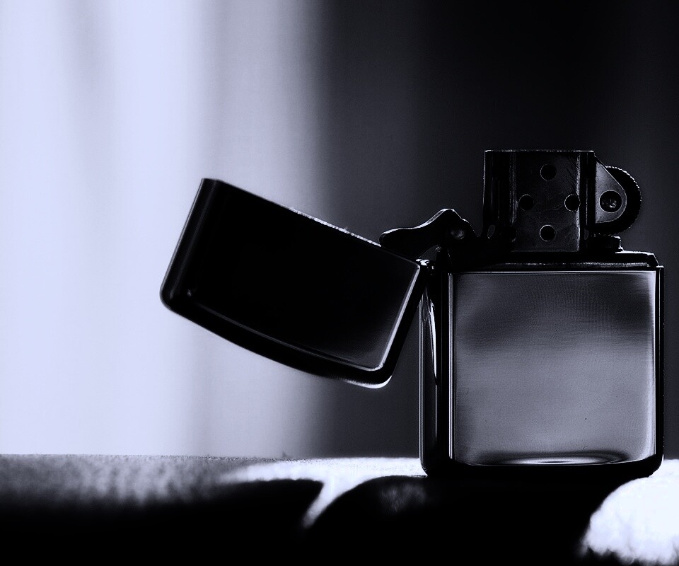 Зажигалка обои