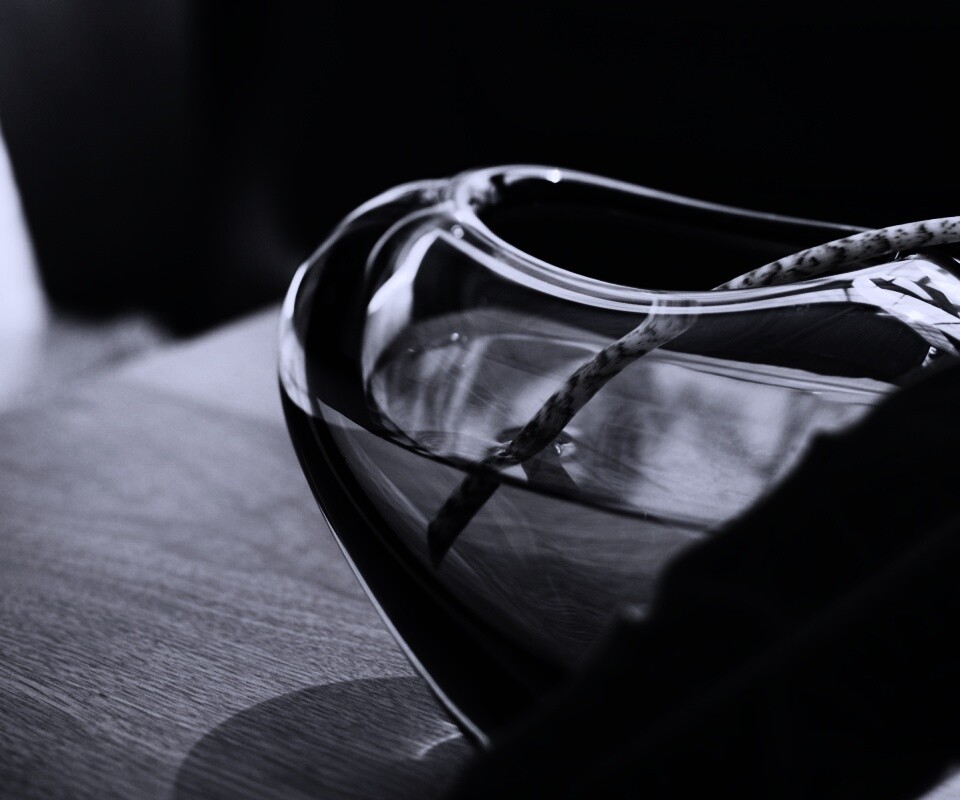 Ваза с листом обои