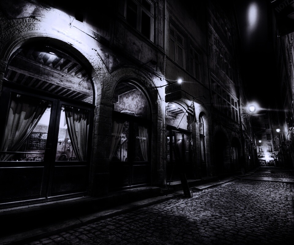 Ночная улочка обои