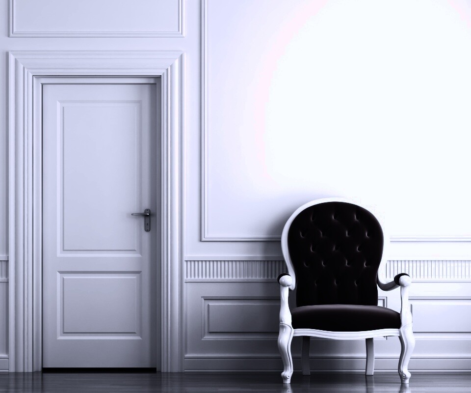 красное кресло в белой комнате обои