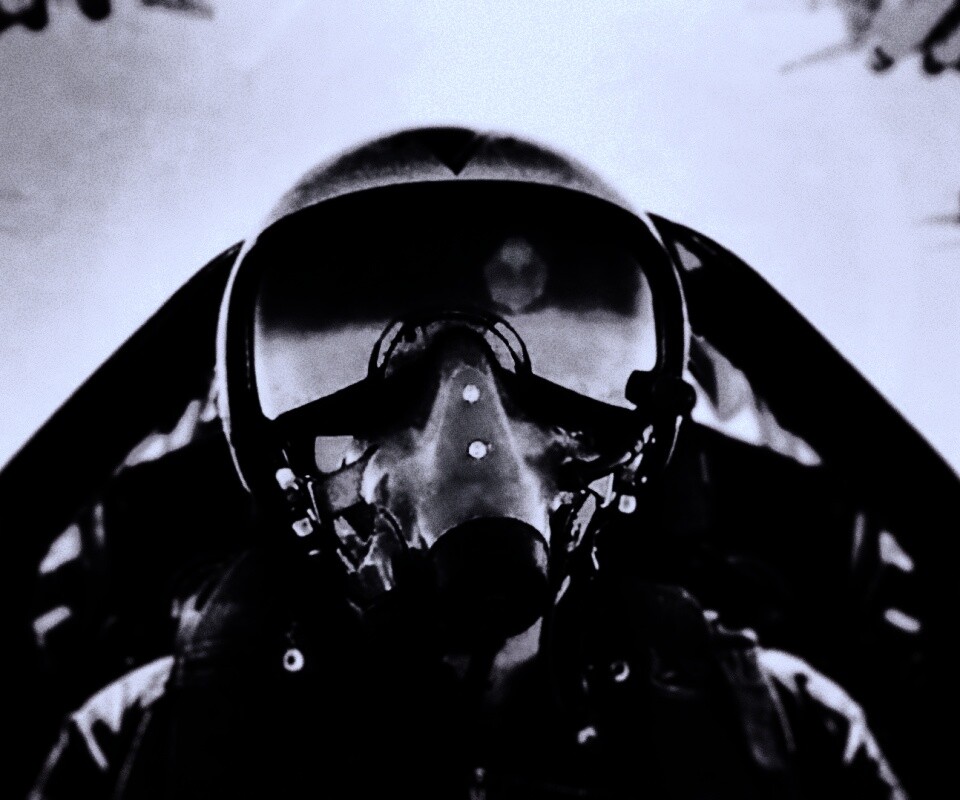 Пилот истребителя обои