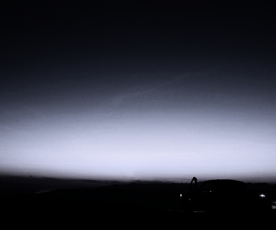 Авто на фоне заката обои