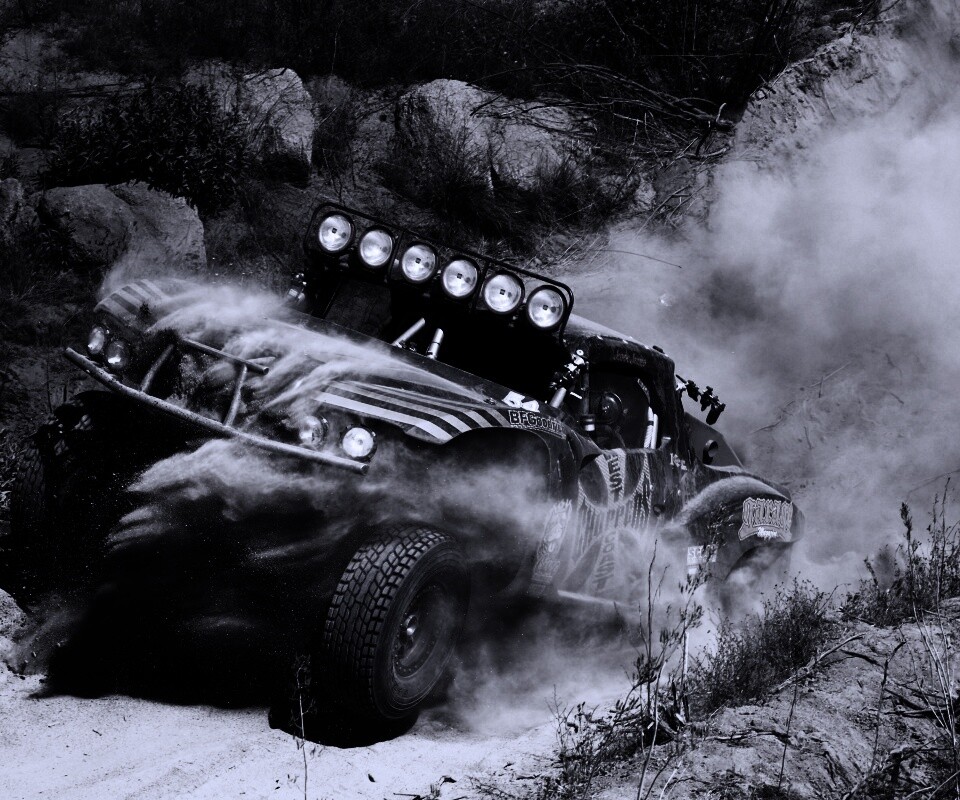 Раллийный внедорожник обои