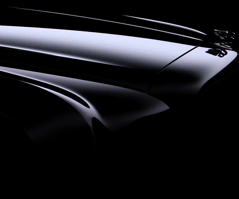 Капот чёрного авто обои