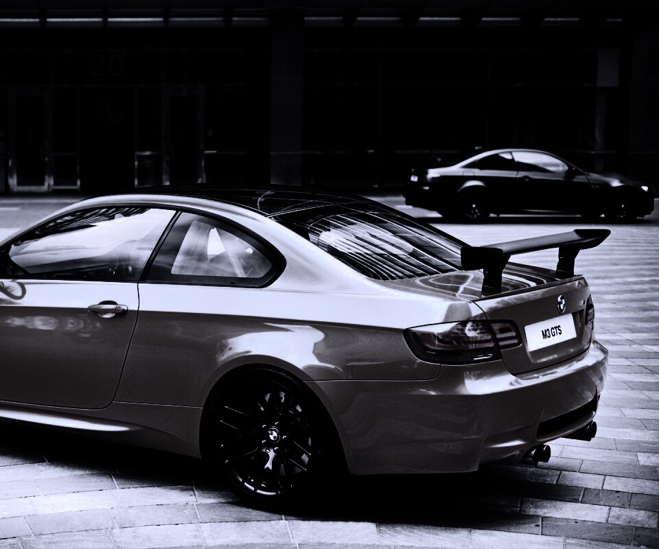 Оранжевый BMW M3 обои