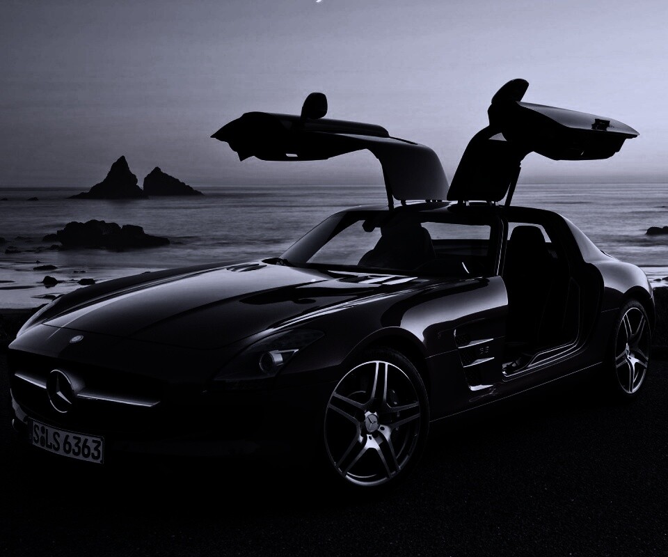 Мерседес на побережье обои