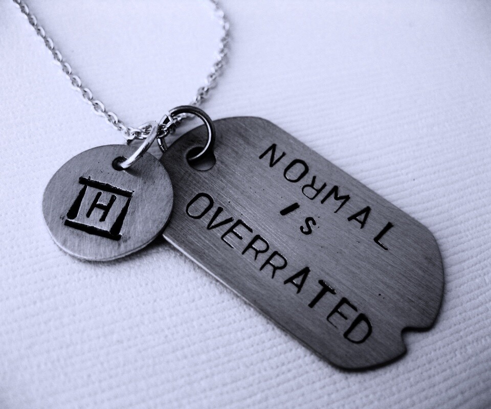 Нормальность переоценена обои