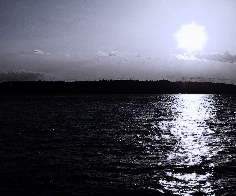 Красивое закатное озеро обои