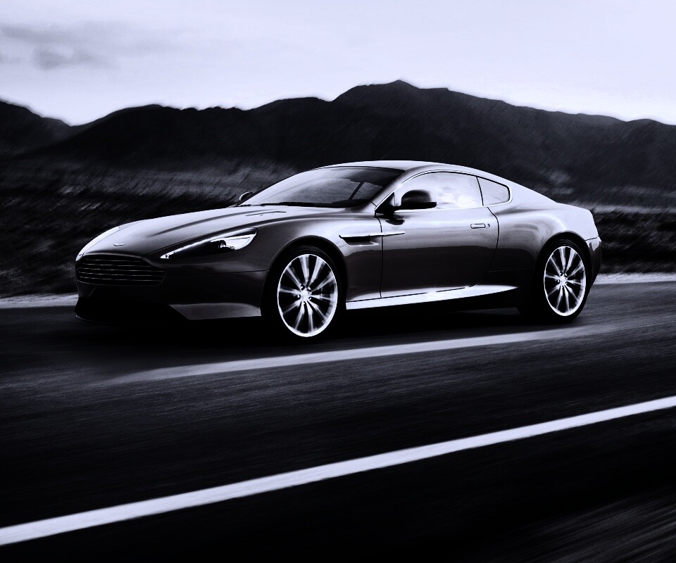 Астон Мартин на шоссе обои