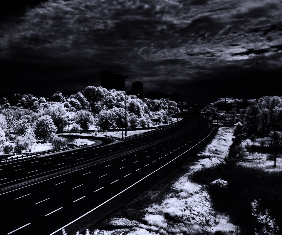 Черно-белое шоссе обои
