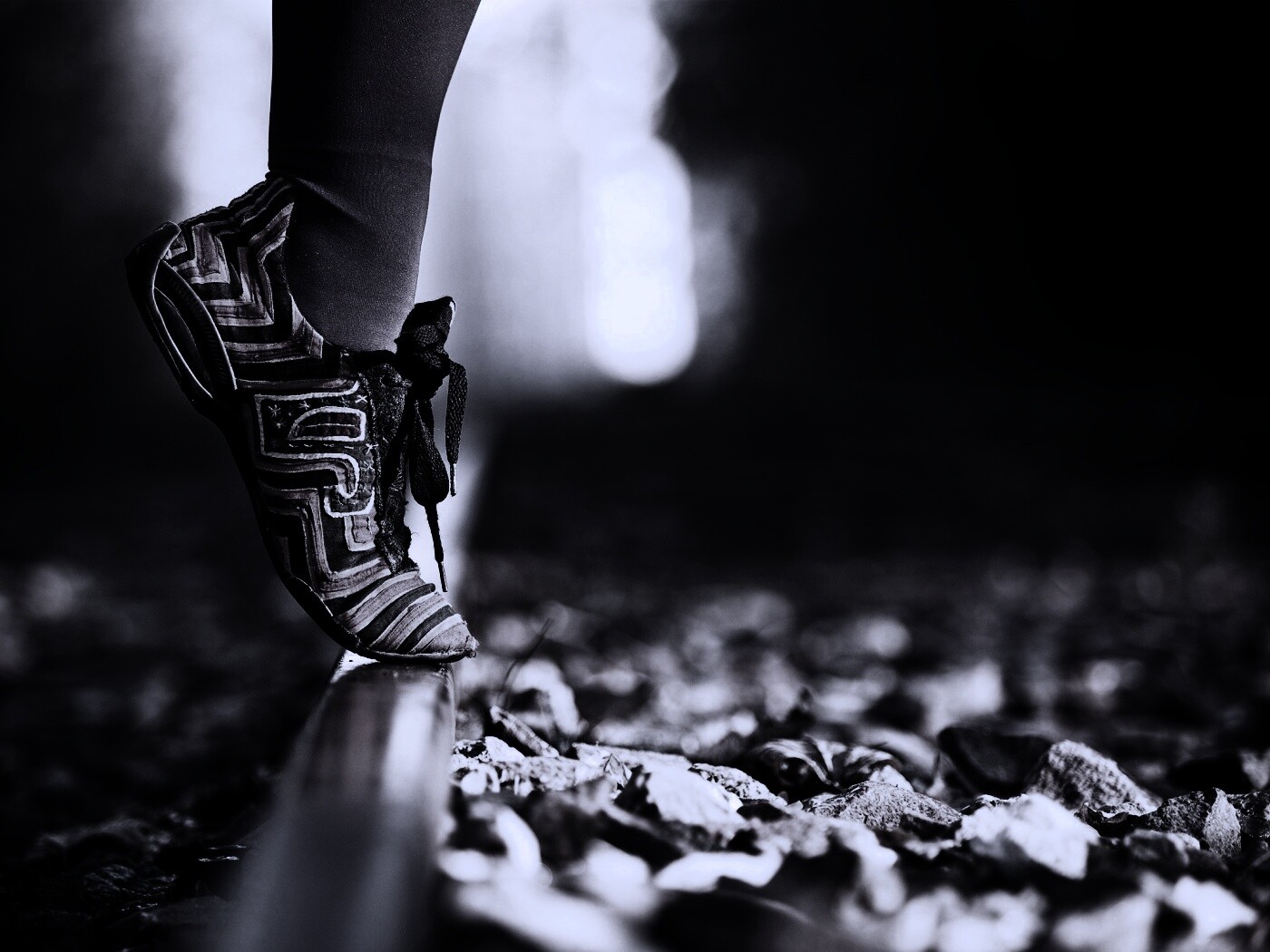 Разноцветные кроссовки обои