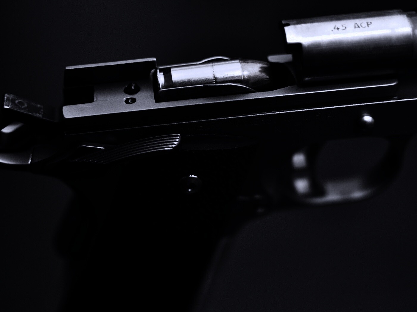 Разобранный пистолет обои