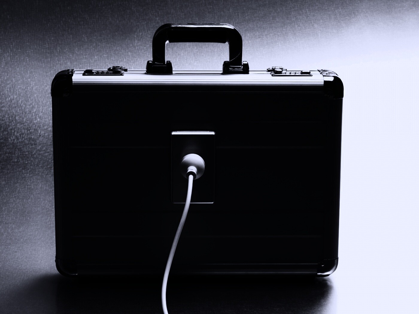 Розетка на кейсе обои