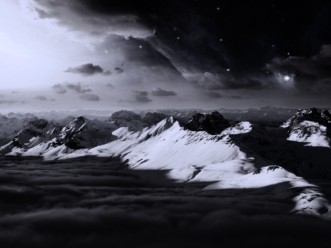 Горный хребет над облаками обои