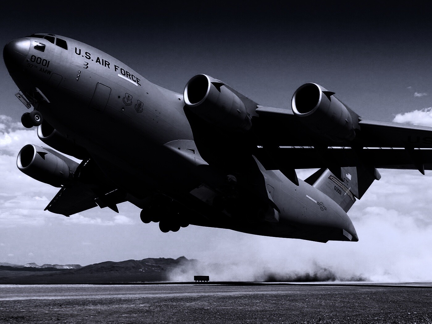 Транспортный самолет воздушных сил США обои