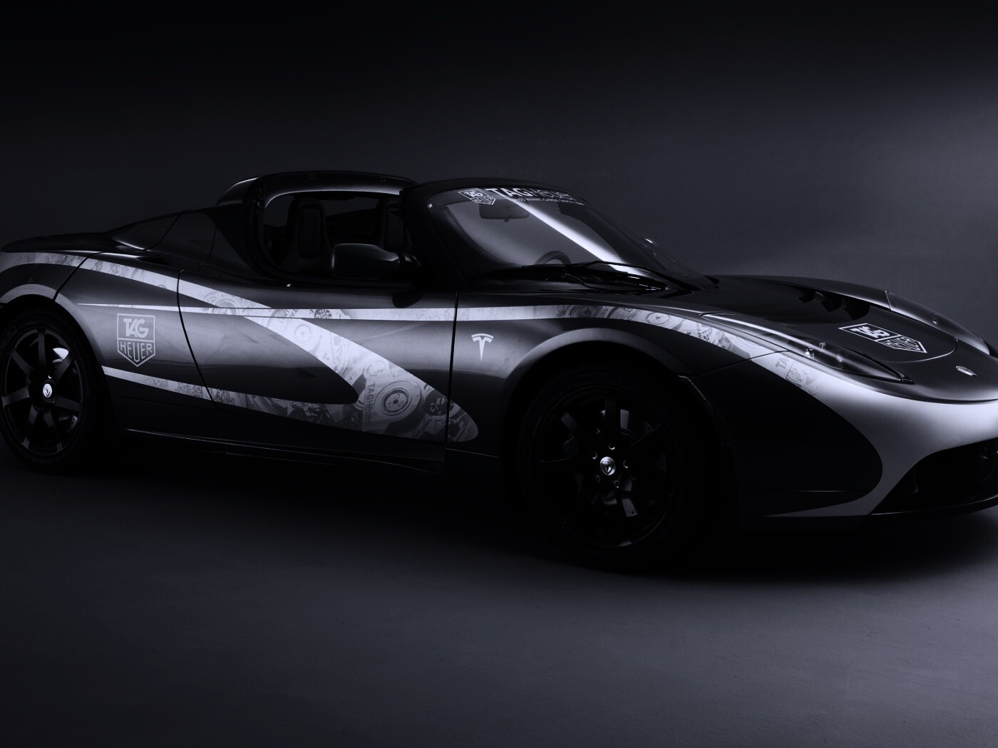Tag Heuer Tesla Roadster обои