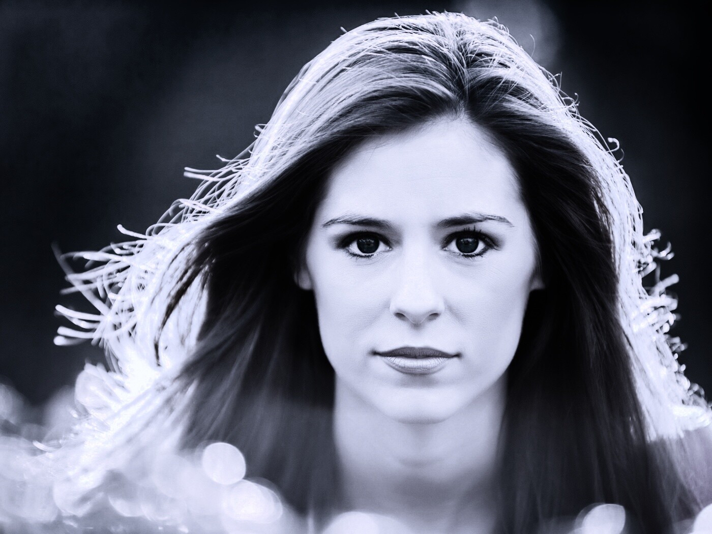 Девушка с голубыми глазами обои