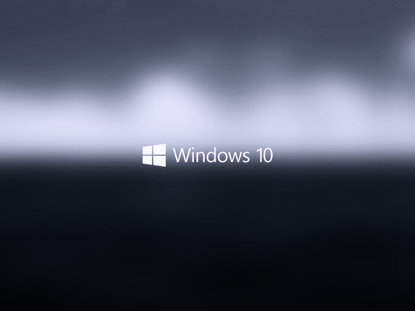 Windows 10 на синем фоне обои