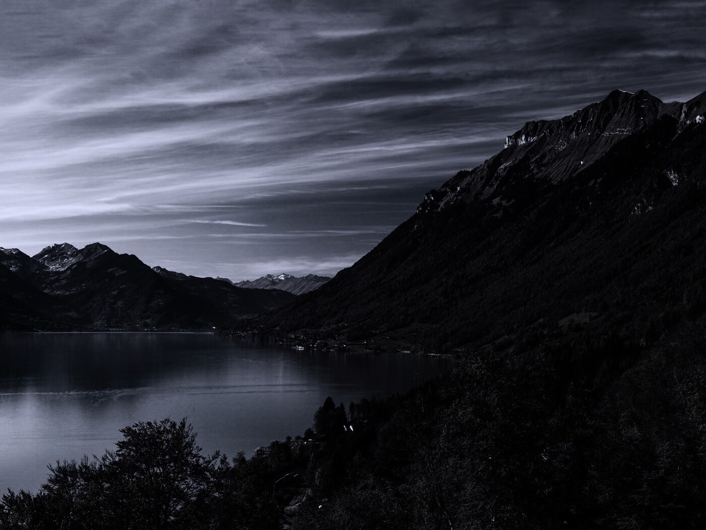 Горное озеро обои