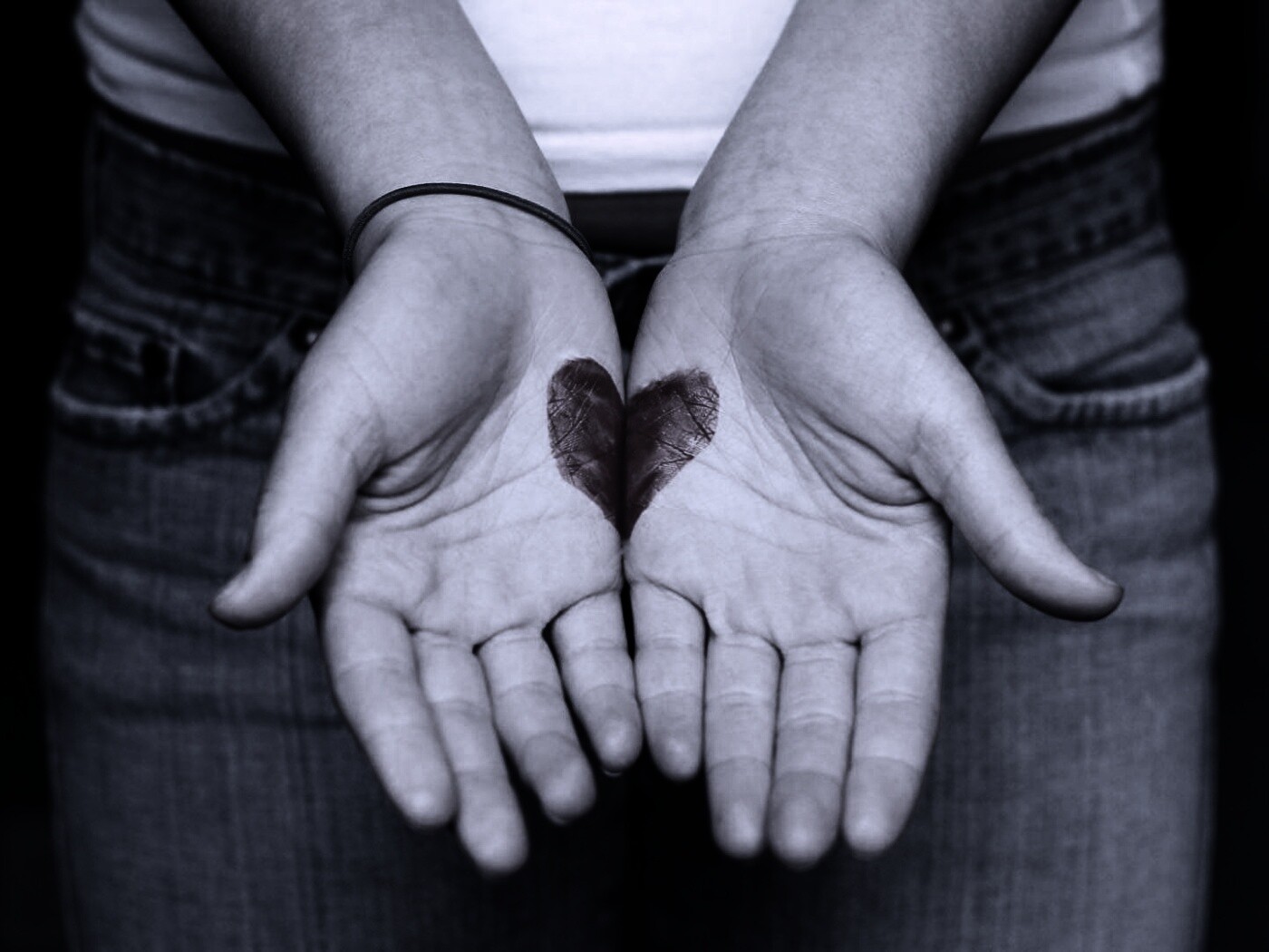 Нарисованное сердце обои