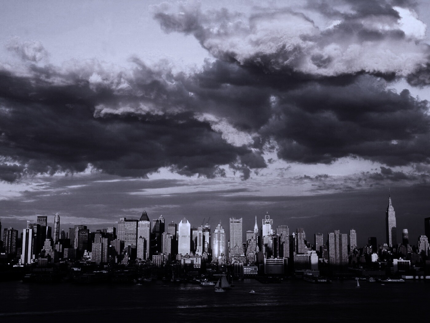 Панорама города на закате обои