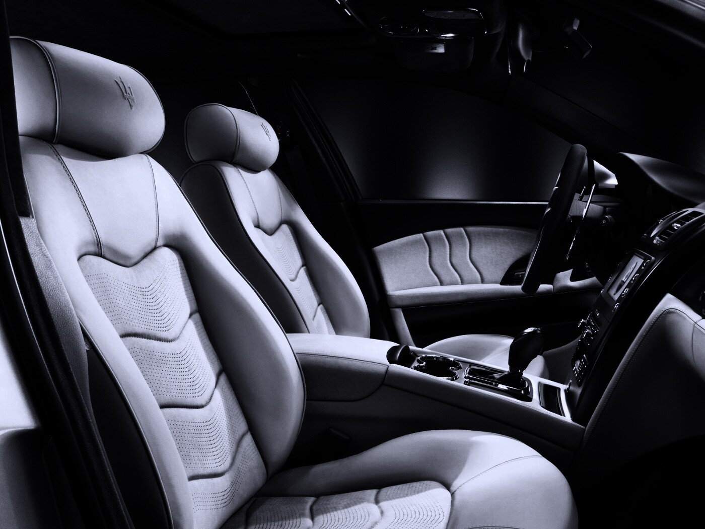 Салон Мазерати Quattroporte обои