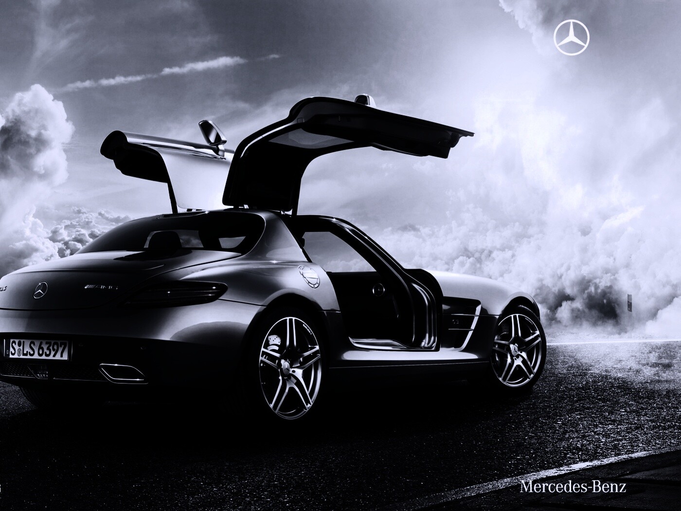 Mercedes Benz SLS обои