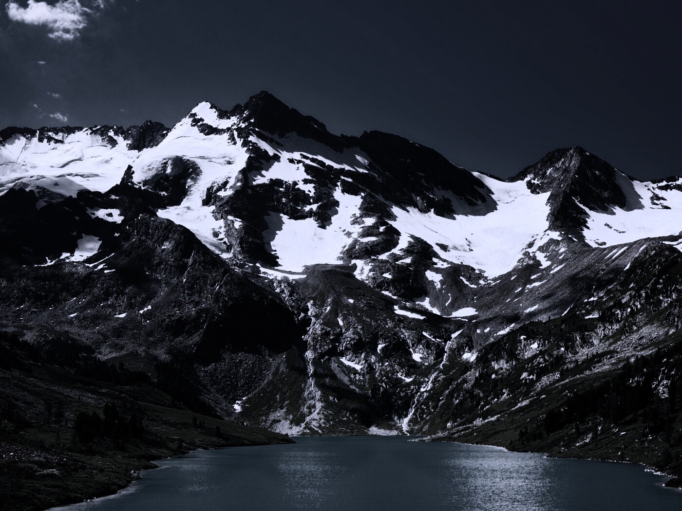 Горное озеро обои