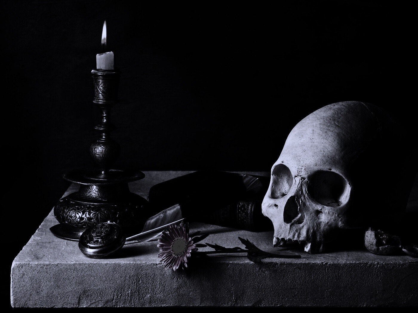 Проблеск в темноте обои