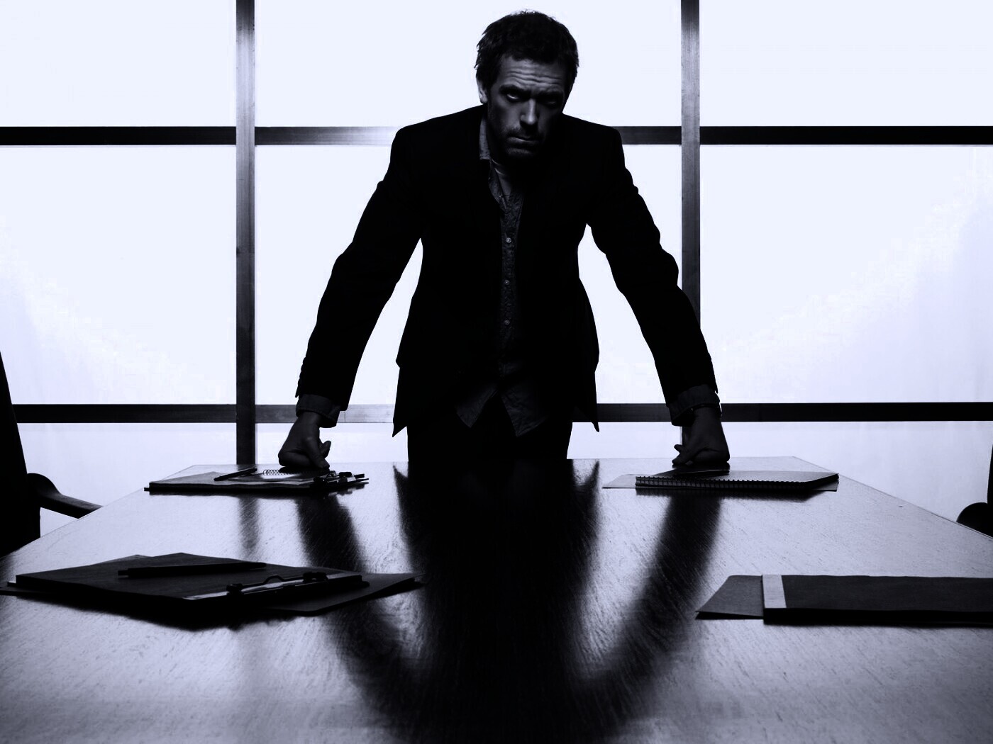 Хью Лори обои