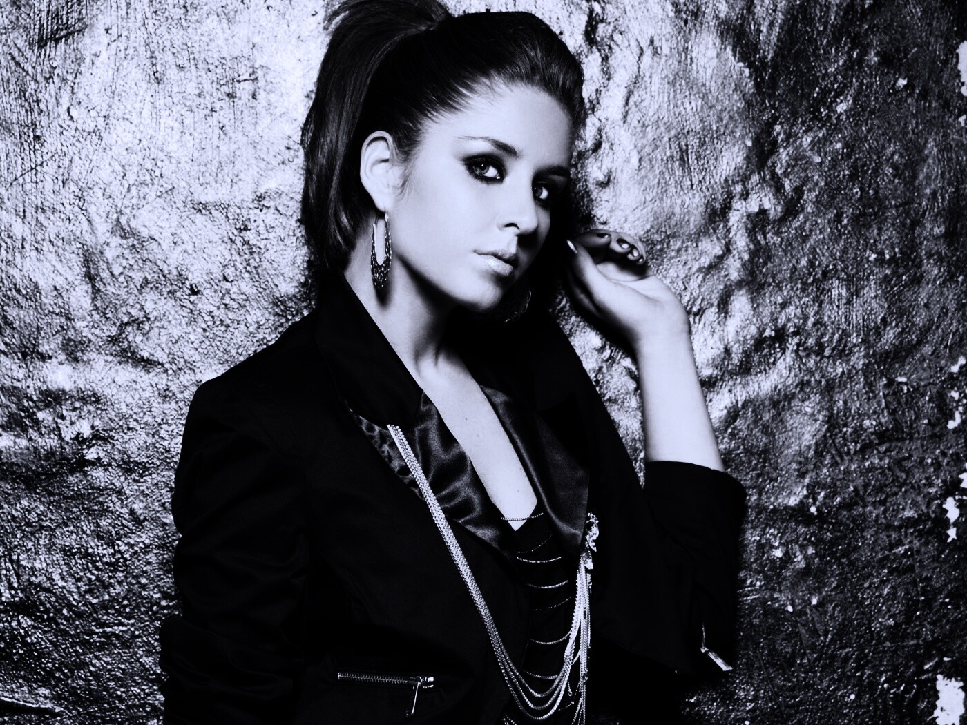 Завораживающий взгляд обои