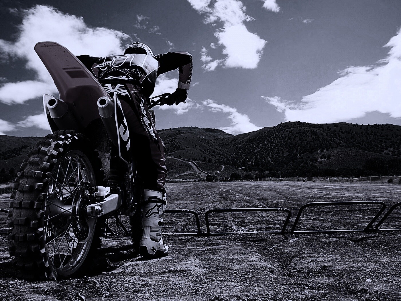 Спортивный мотоцикл обои