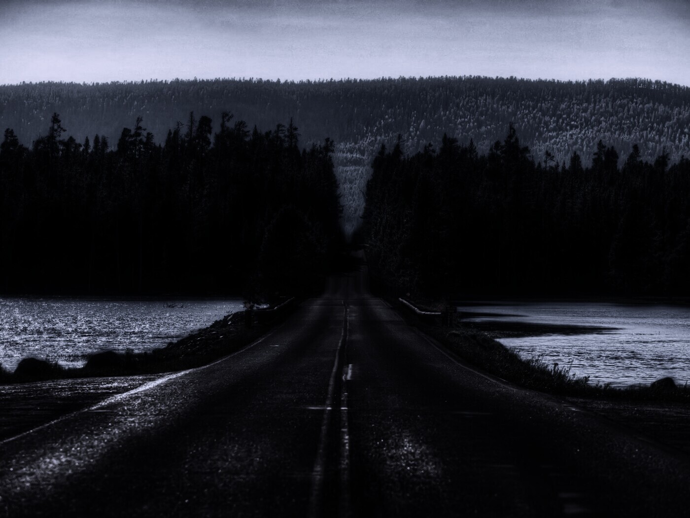 Дорога через озеро обои