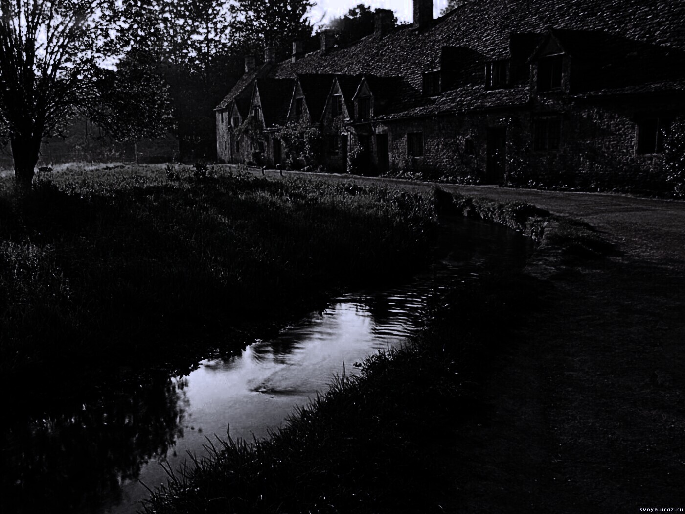 Домик в Англии обои