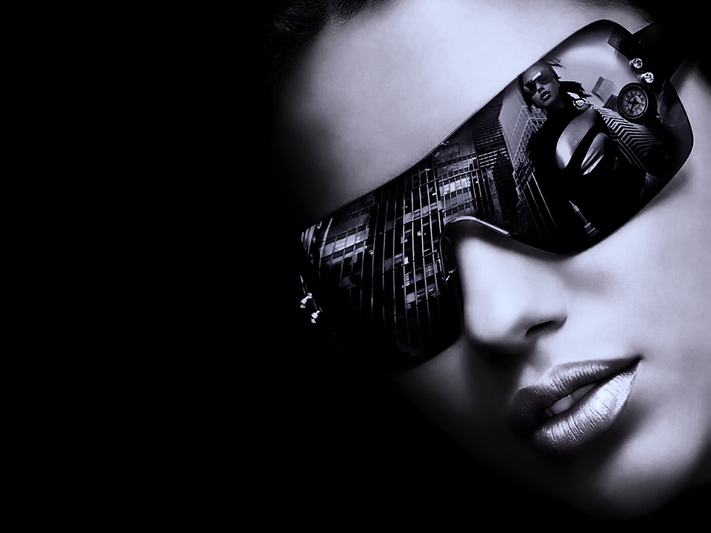 Девушка в стильных очках обои