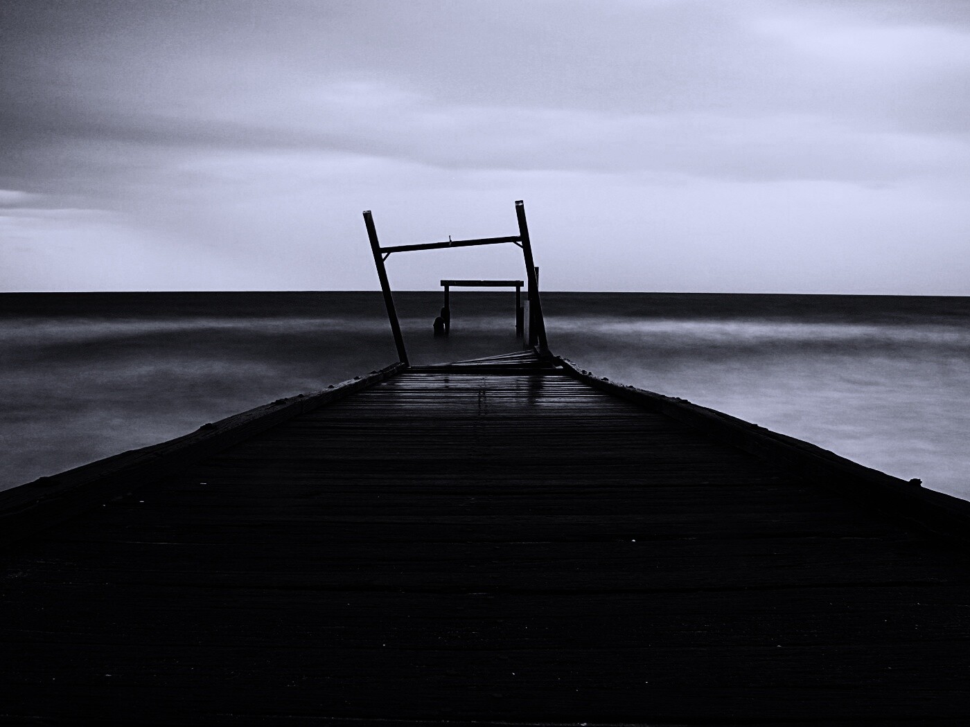 Мостки до горизонта обои