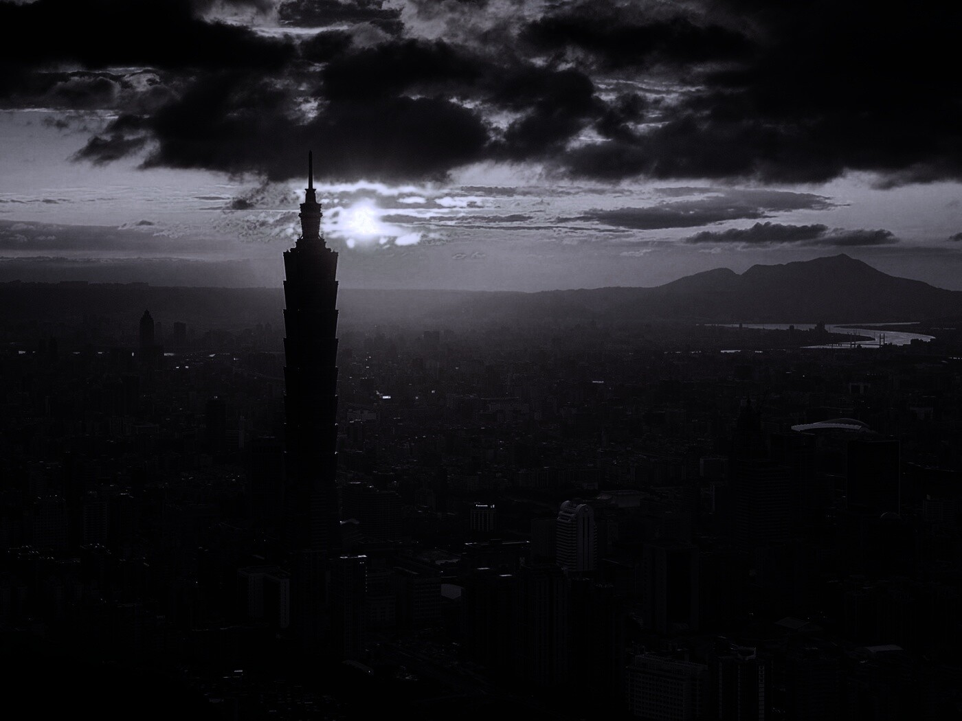 Башня на закате обои