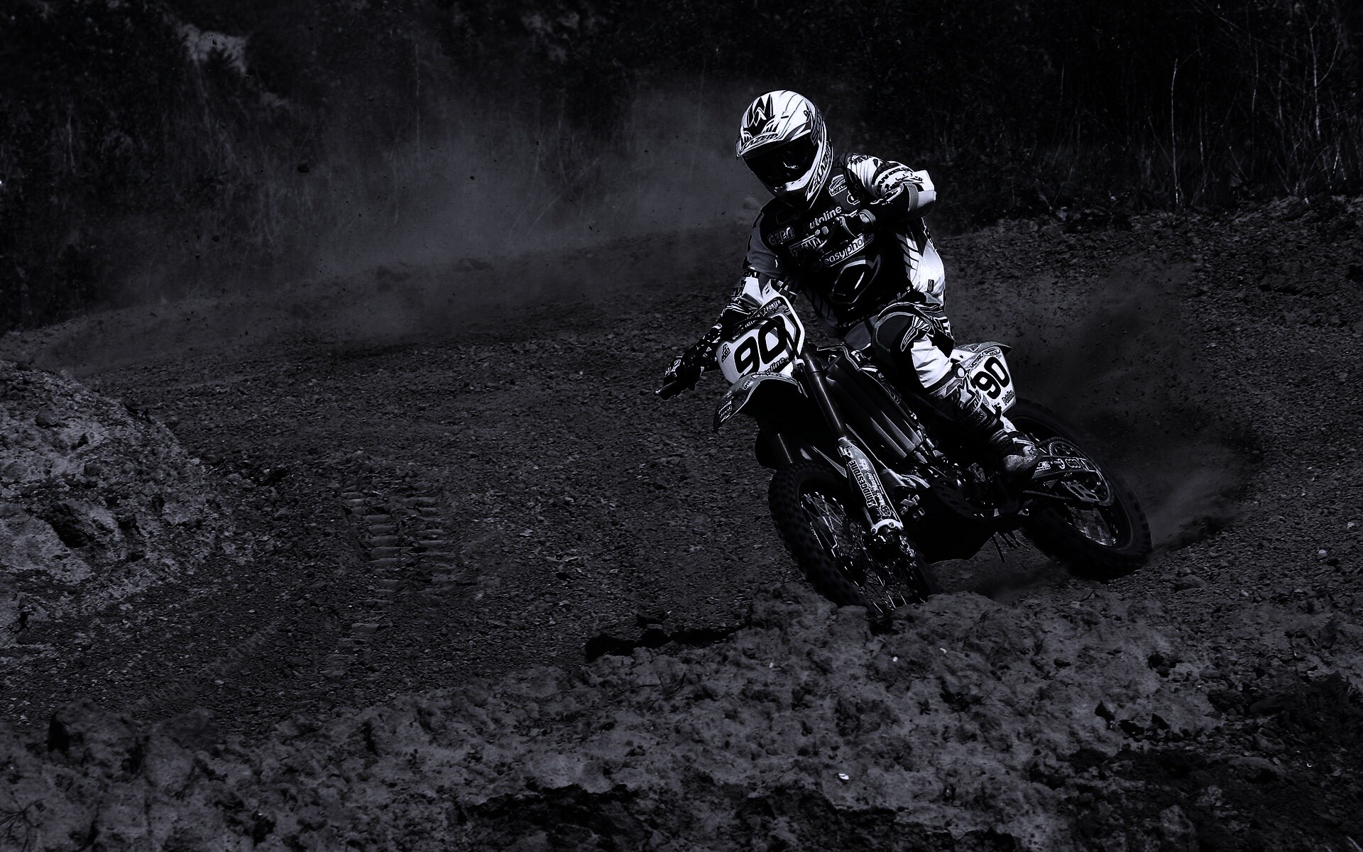 На мототреке обои