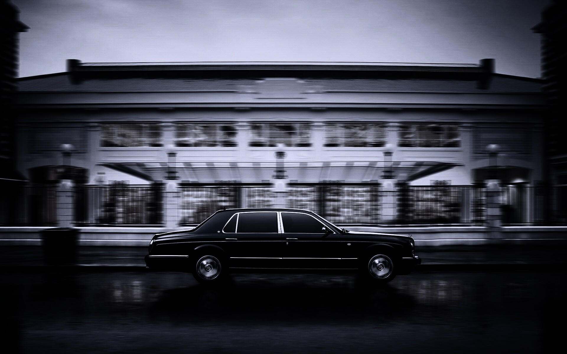 Бентли в городе обои