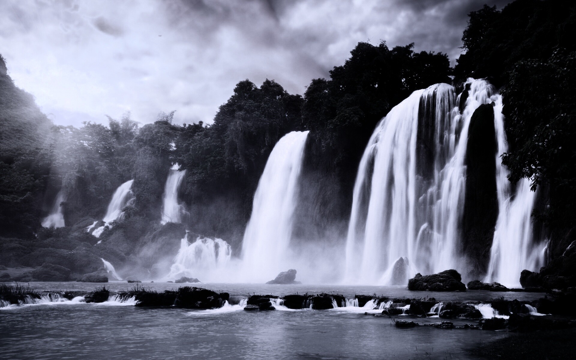 Водопады в джунглях обои