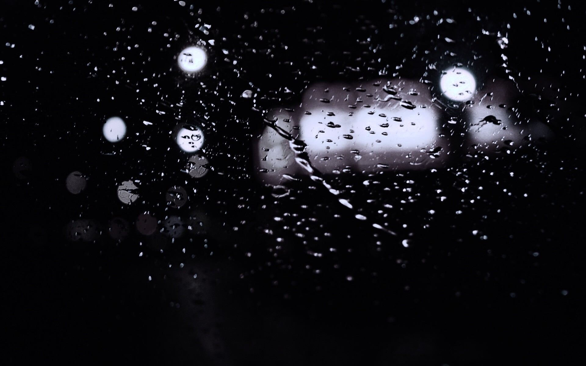 Дождь на стекле обои