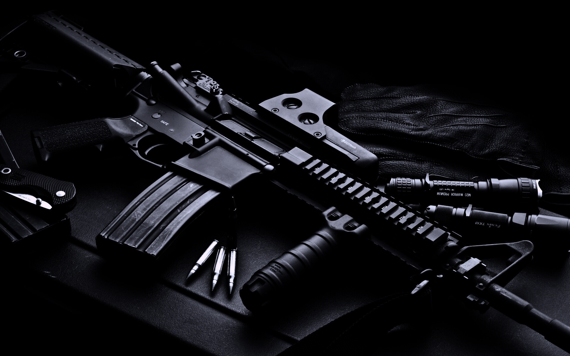 Черный автомат обои