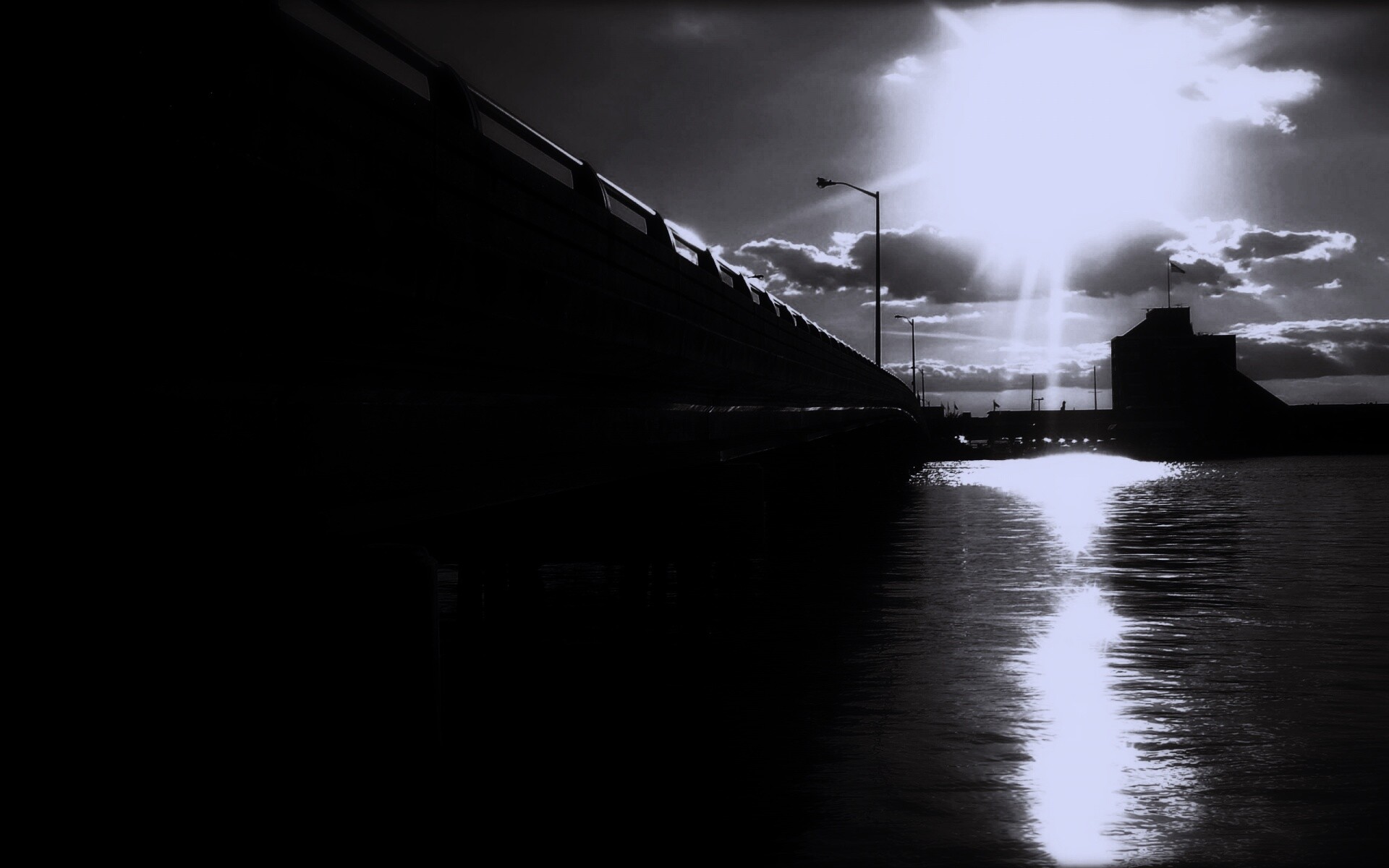 Залитый солнцем мост обои