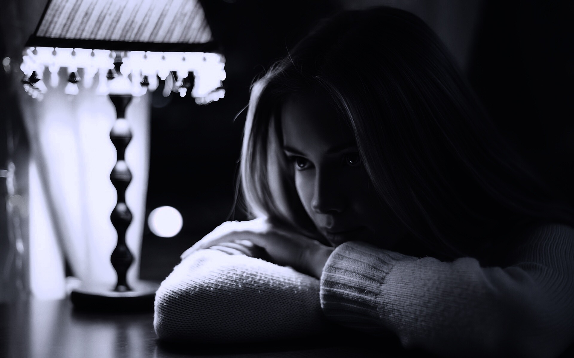 Задумалась обои